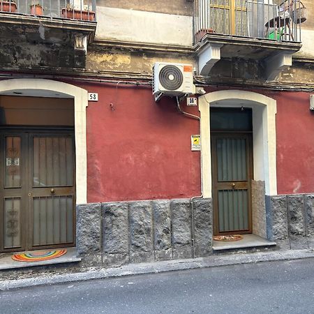 Da Marieddu Appartamento Indipendente In Centro Citta Catânia Exterior foto